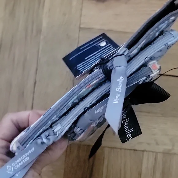 VERA BRADLEY/COSMETIC TRIO - Picture 11 of 13